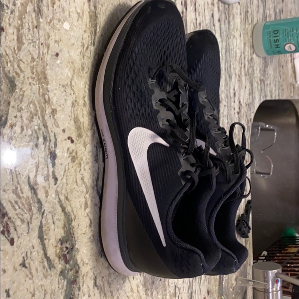 Men’s Nike Tennis Shoes